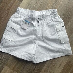 Nike White Women's Jogger Pants